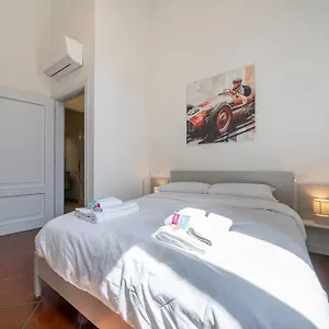 https://rua-muro-piano-nobile-urbano.emilia-romagnahotels.net
